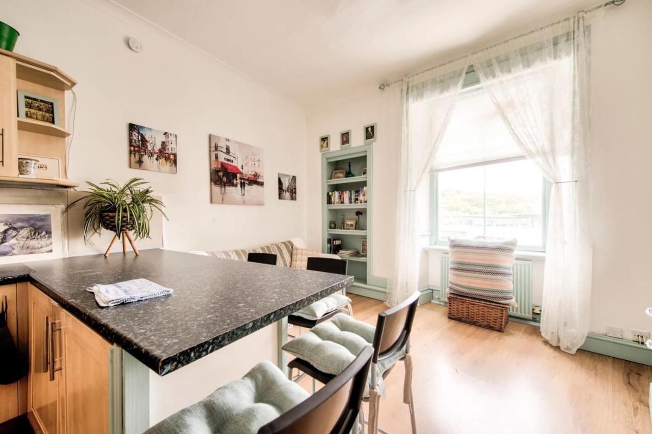 Guestready - Cosy Home 5 Minutes From Waverley! Edynburg Zewnętrze zdjęcie