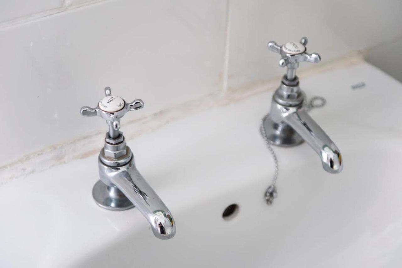 Guestready - Cosy Home 5 Minutes From Waverley! Edynburg Zewnętrze zdjęcie
