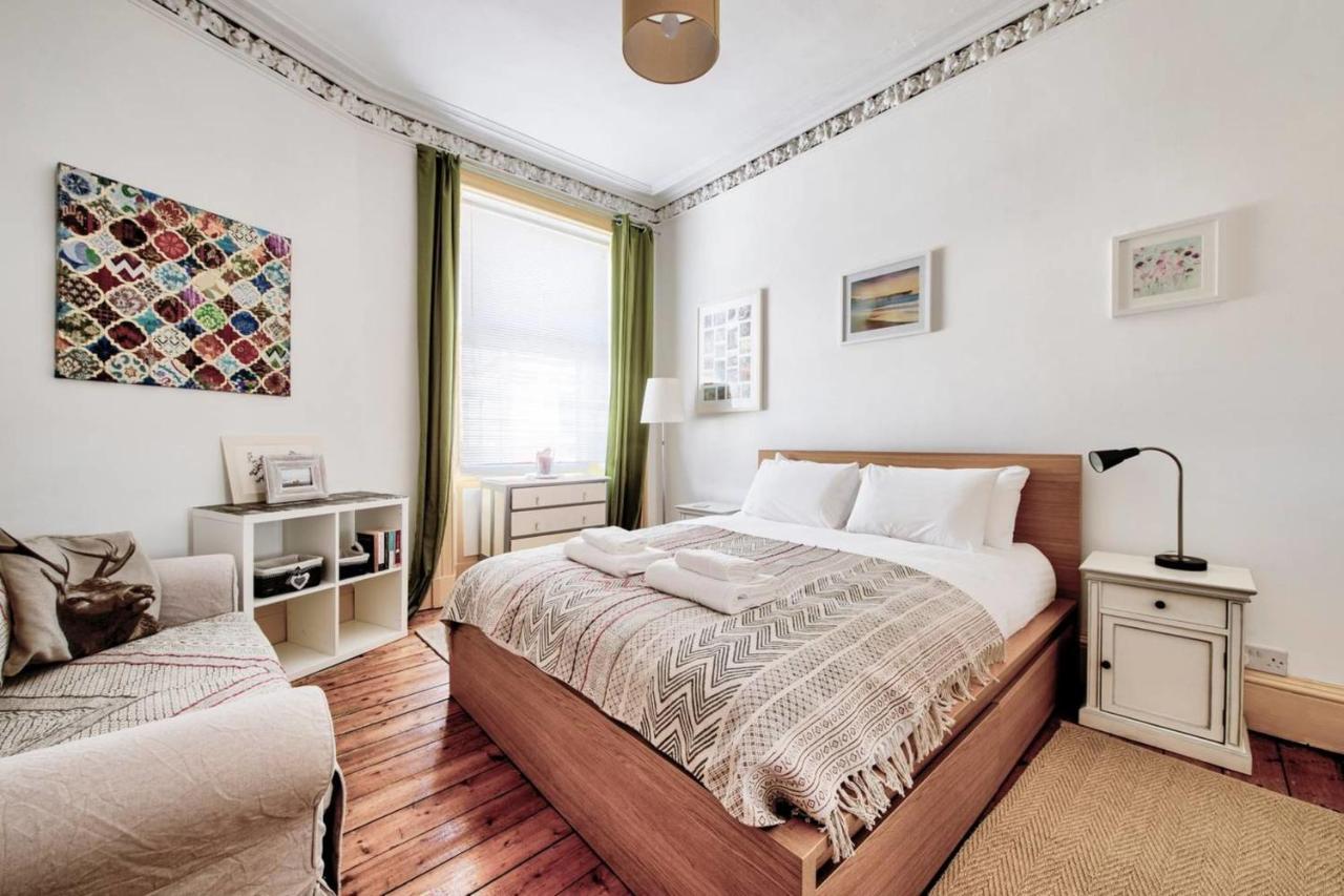 Guestready - Cosy Home 5 Minutes From Waverley! Edynburg Zewnętrze zdjęcie